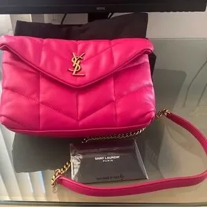 Yves Saint Laurent フリンジバッグ ピンク Yves Saint Laurent Pink Leather Ligne Y Crossbody Bag